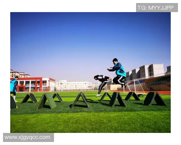 新疆足球明星崛起之路：从草原到绿茵场的传奇故事